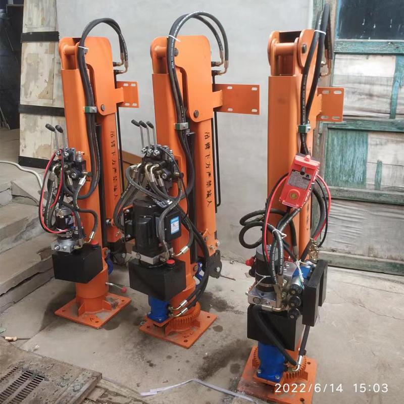 社头乡重汽蓝牌随车吊 3.2吨 国六动力强 液压驱动 农用自卸起重机